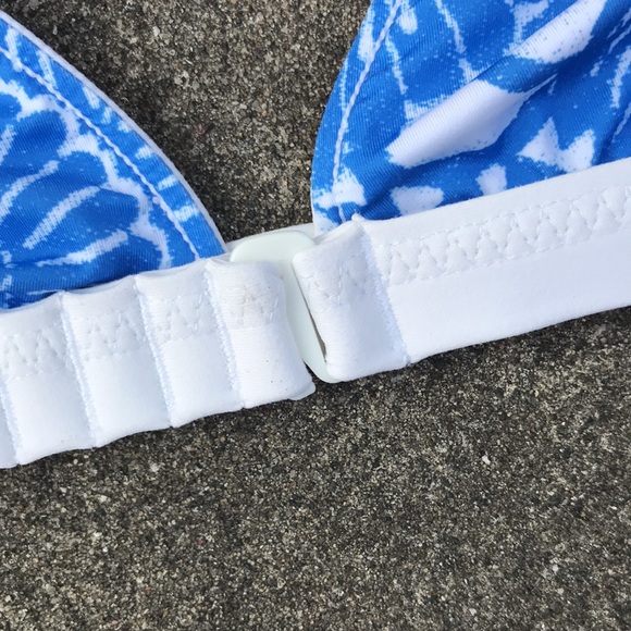 Rare Lululemon Reversible String Bikini Top - Picture 6 of 7